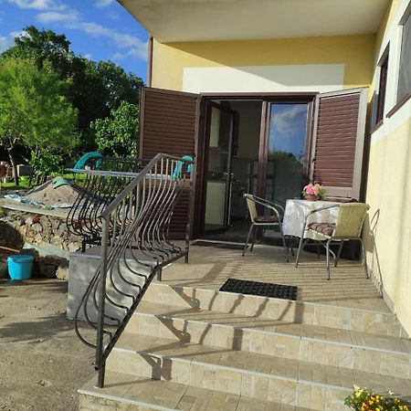 Apartmani Melia Marčelji Dış mekan fotoğraf