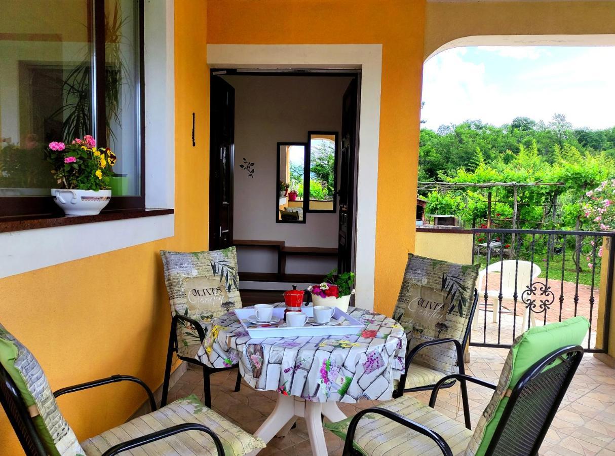 Apartmani Melia Marčelji Dış mekan fotoğraf