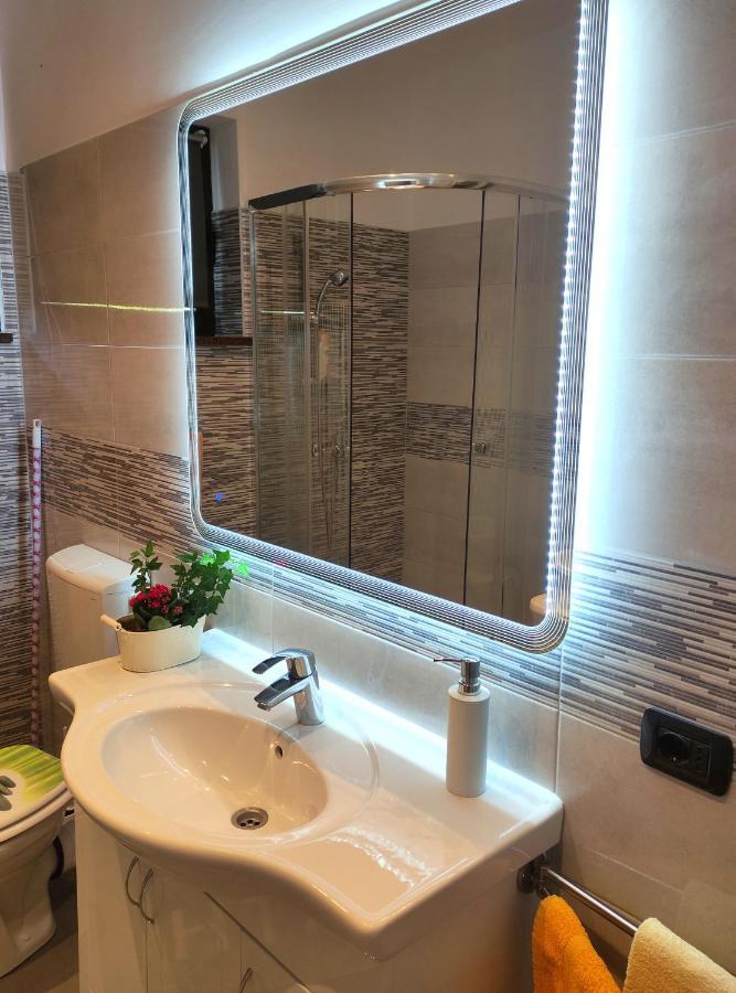 Apartmani Melia Marčelji Dış mekan fotoğraf